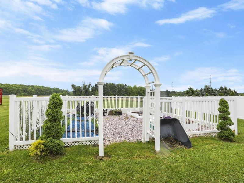 11241 Center Road, Garrettsville, OH 44231 Photo 39