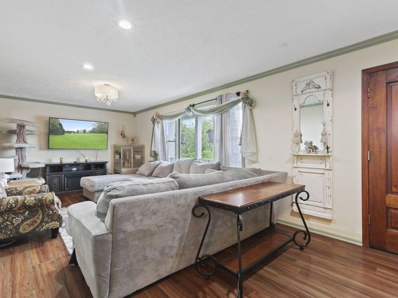 11241 Center Road, Garrettsville, OH 44231 Photo 4