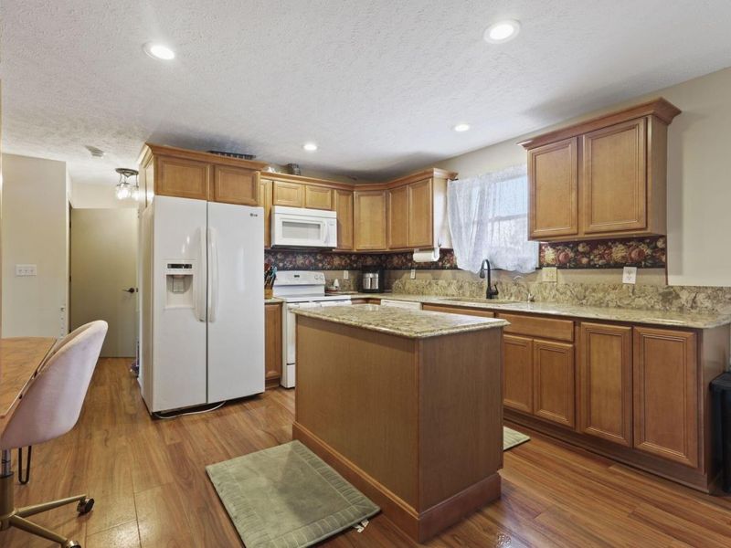 11241 Center Road, Garrettsville, OH 44231 Photo 8