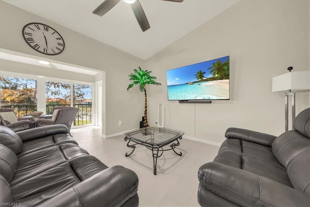 7320 Glenmoor Ln, Unit 2304, Naples, FL 34104 Photo