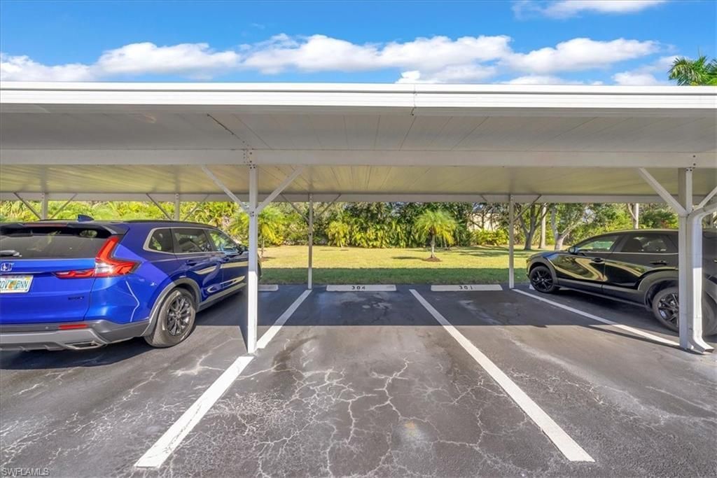 7320 Glenmoor Ln, Unit 2304, Naples, FL 34104 Photo