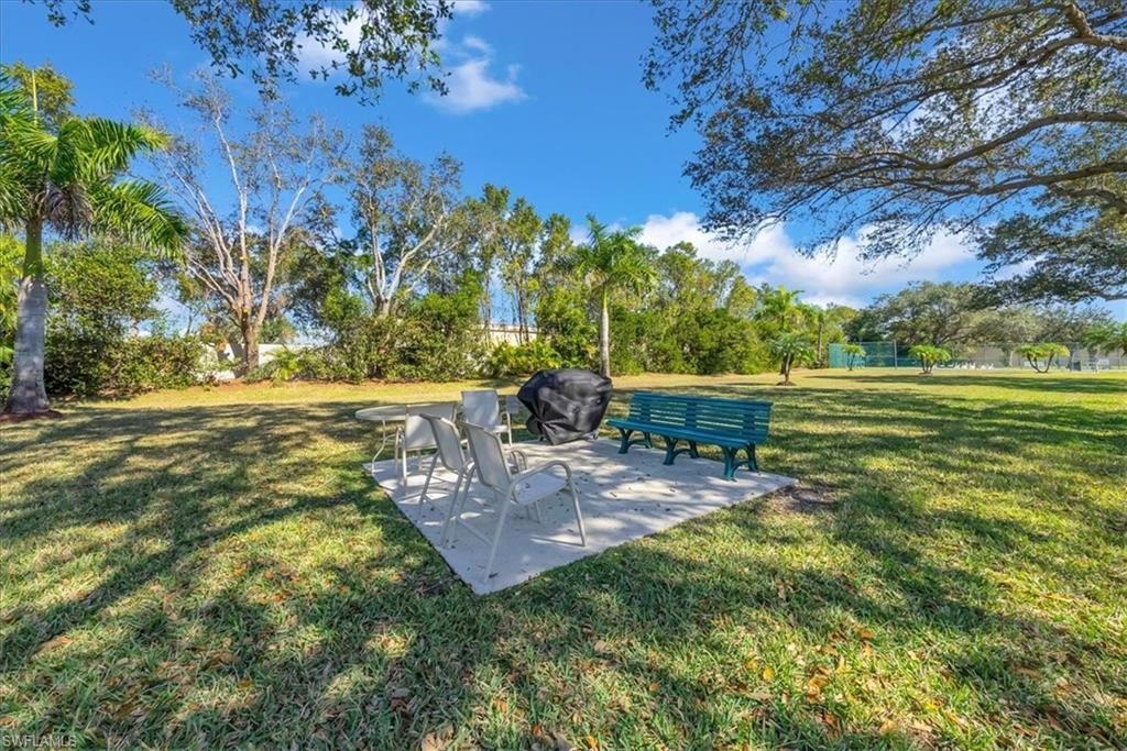 7320 Glenmoor Ln, Unit 2304, Naples, FL 34104 Photo