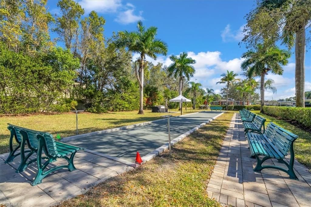 7320 Glenmoor Ln, Unit 2304, Naples, FL 34104 Photo