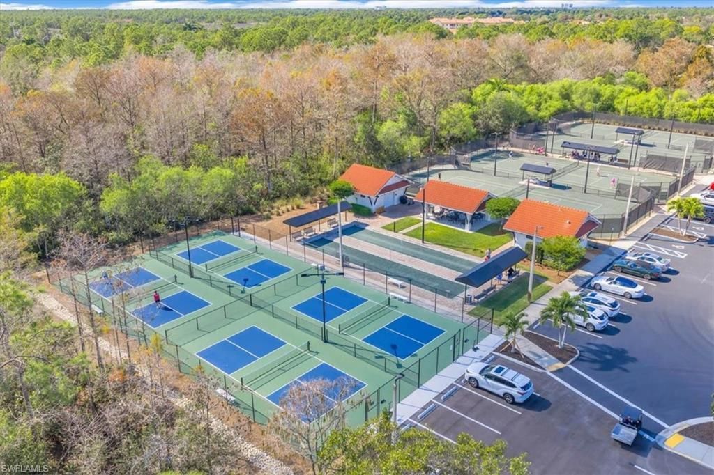 7320 Glenmoor Ln, Unit 2304, Naples, FL 34104 Photo