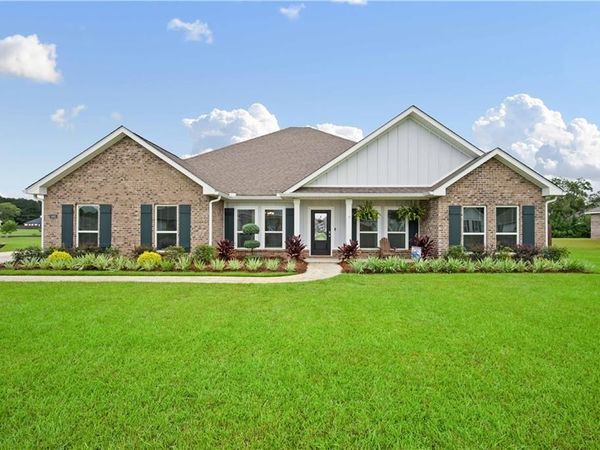 5662 Orchard Lane W, Grand Bay, AL 36541