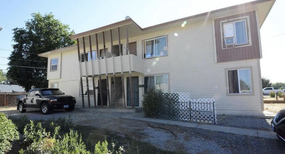 650 Denslowe Drive, Reno, NV 89512 Photo