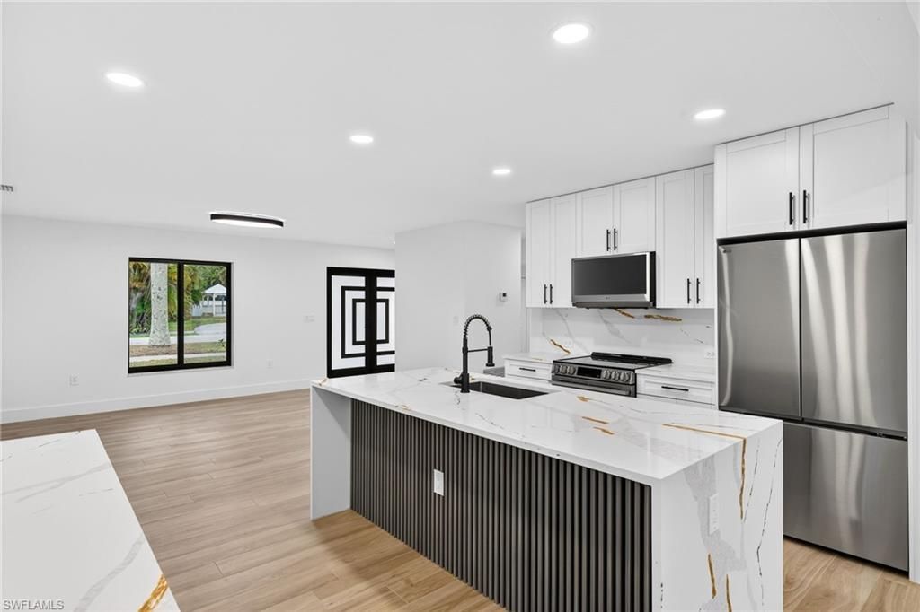 1433 Paloma Dr , Fort Myers, FL 33901 Photo