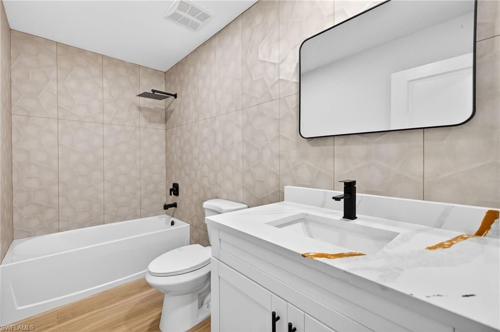 1433 Paloma Dr , Fort Myers, FL 33901 Photo