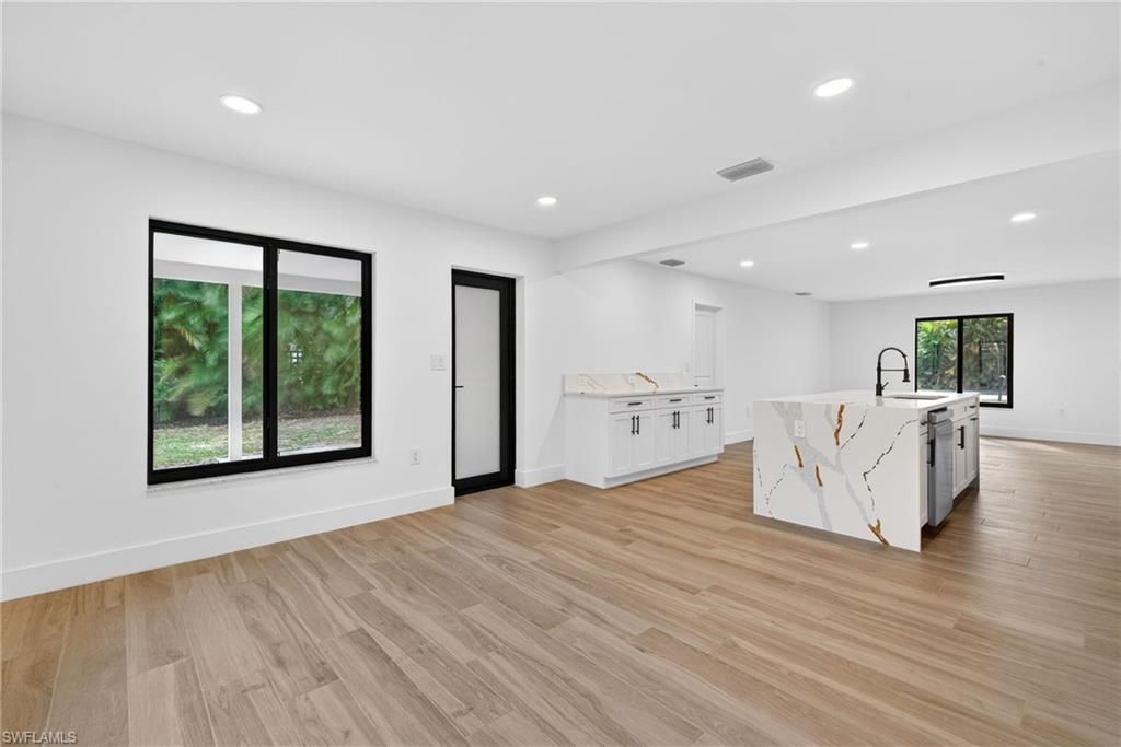 1433 Paloma Dr , Fort Myers, FL 33901 Photo