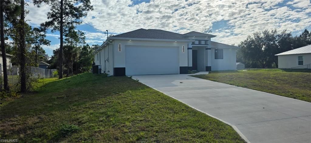 804 Calvin Ave, Lehigh Acres, FL 33972 Photo