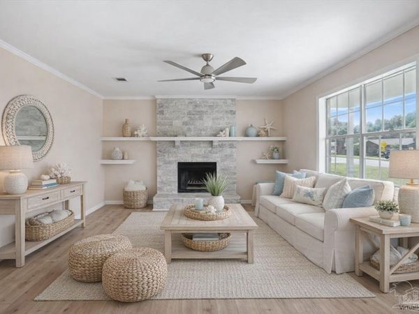 2842 Godwin Ln, Pensacola, FL 32526