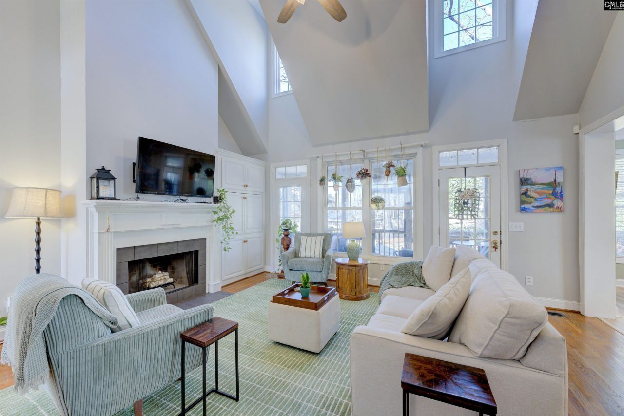 1114 Belfair Way Photo 10