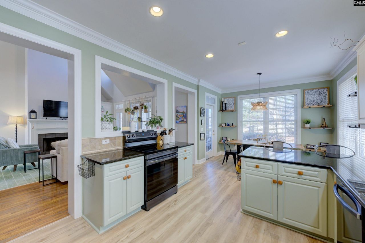 1114 Belfair Way Photo 11