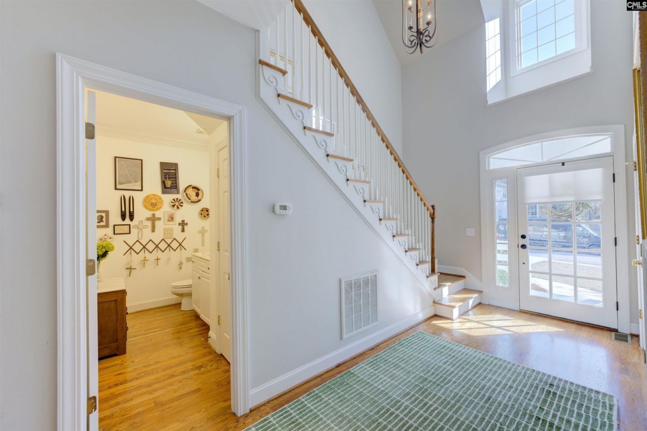 1114 Belfair Way Photo 8