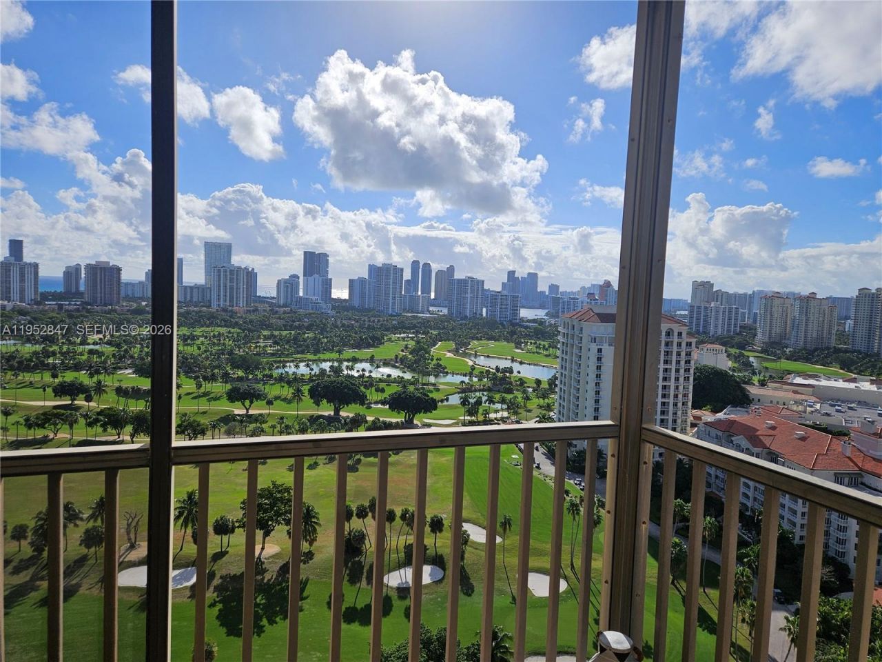 20335 W Country Club Dr, Unit 2509, Aventura, FL 33180 Photo