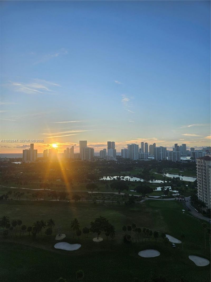 20335 W Country Club Dr, Unit 2509, Aventura, FL 33180 Photo