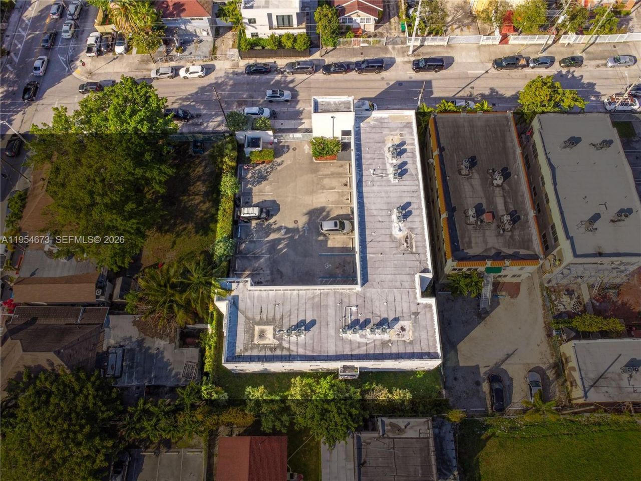 750 SW 2nd St, Miami, FL 33130 Photo