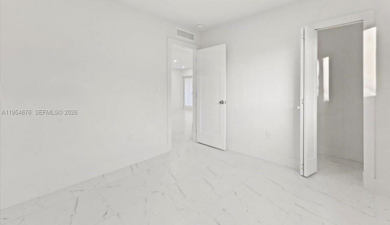 19320 NW 37th Ave , Miami Gardens, FL 33056 Photo