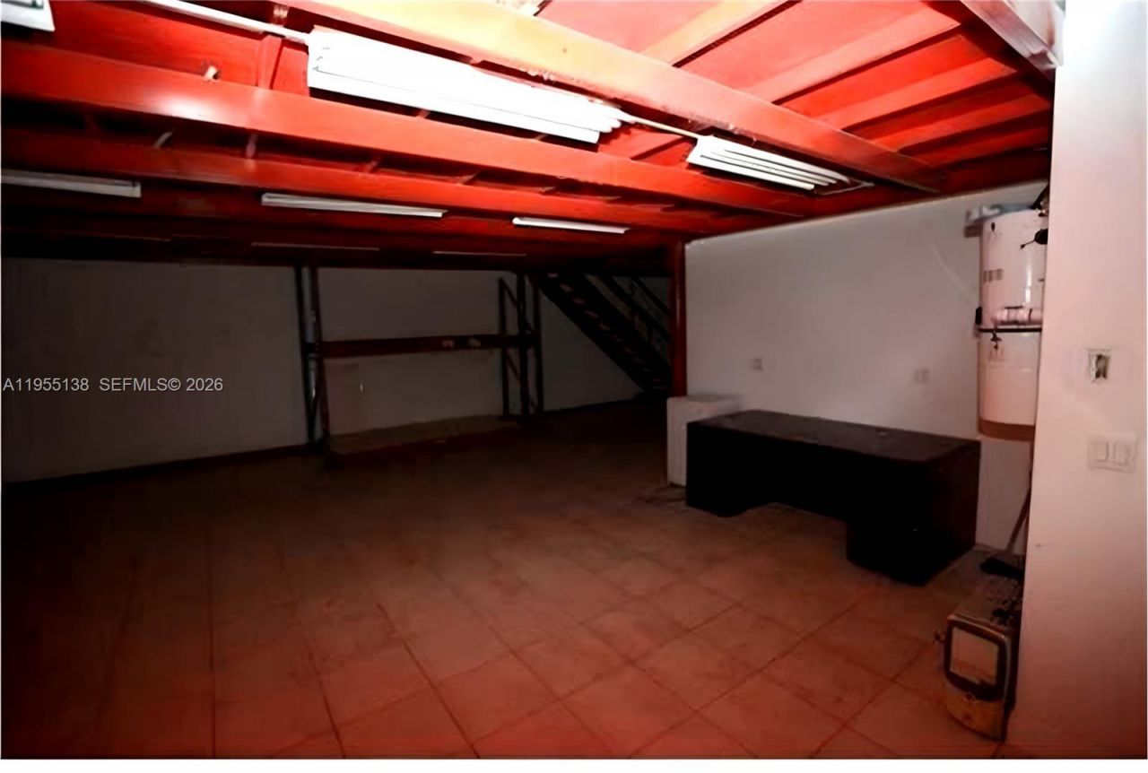 6135 NW 167th St, Unit E19, Hialeah, FL 33015 Photo