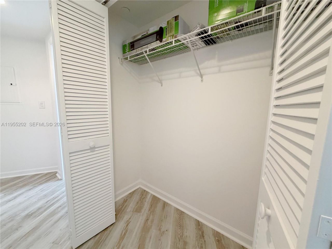 19501 W Country Club Dr, Unit 1201, Aventura, FL 33180 Photo