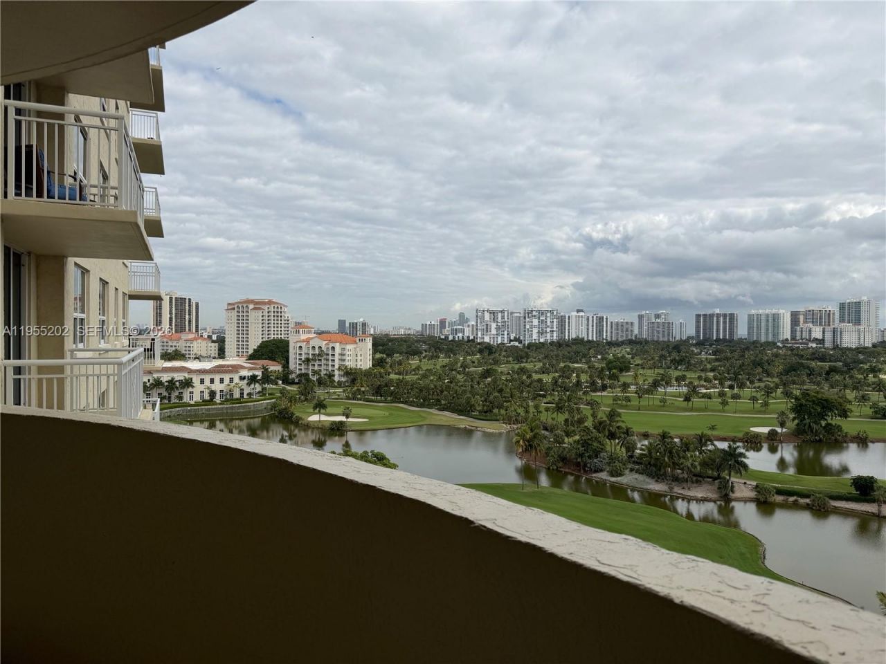 19501 W Country Club Dr, Unit 1201, Aventura, FL 33180 Photo