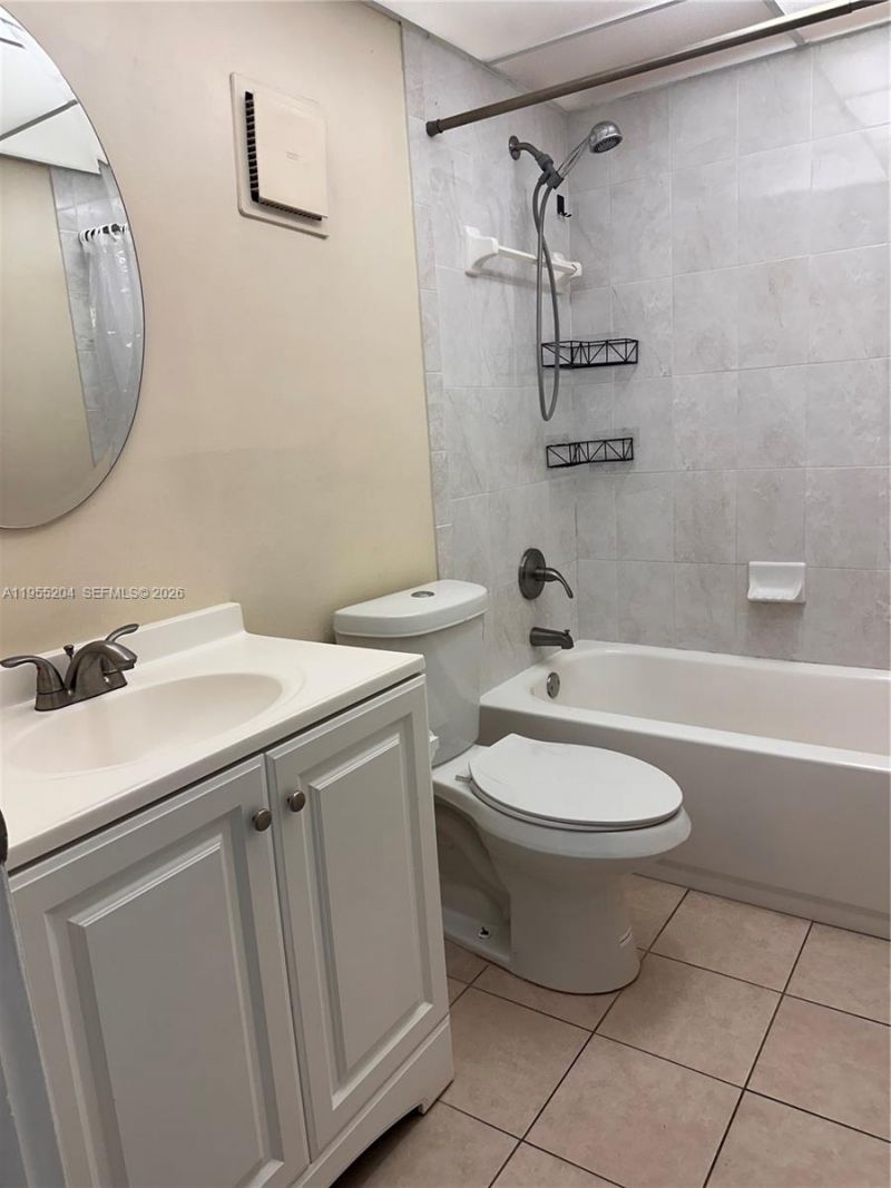 10875 SW 112th Ave, Unit 104, Miami, FL 33176 Photo