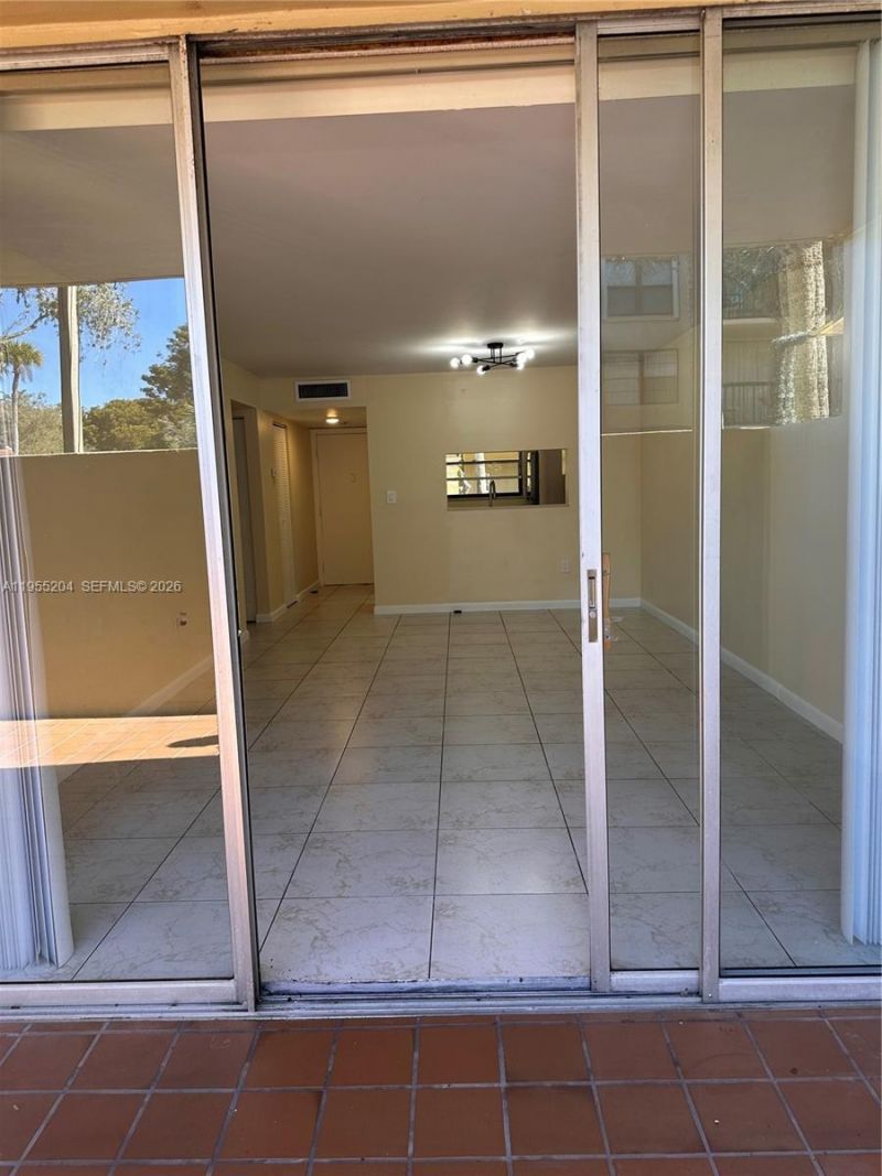 10875 SW 112th Ave, Unit 104, Miami, FL 33176 Photo