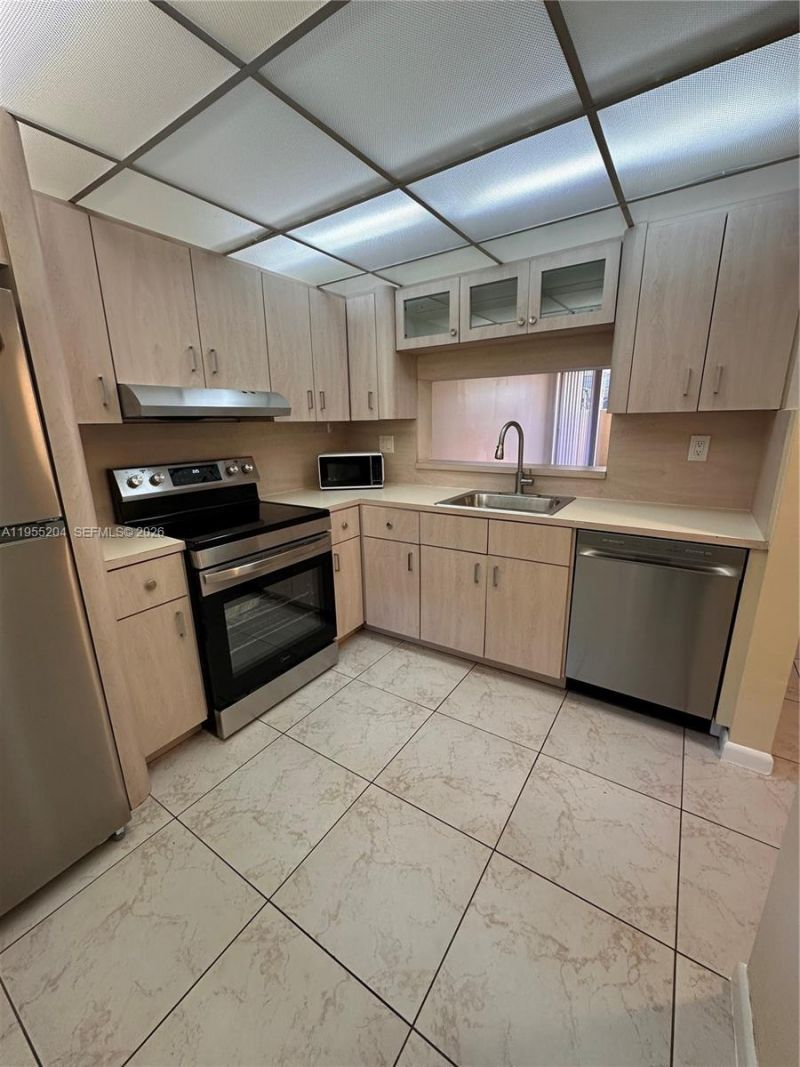 10875 SW 112th Ave, Unit 104, Miami, FL 33176 Photo