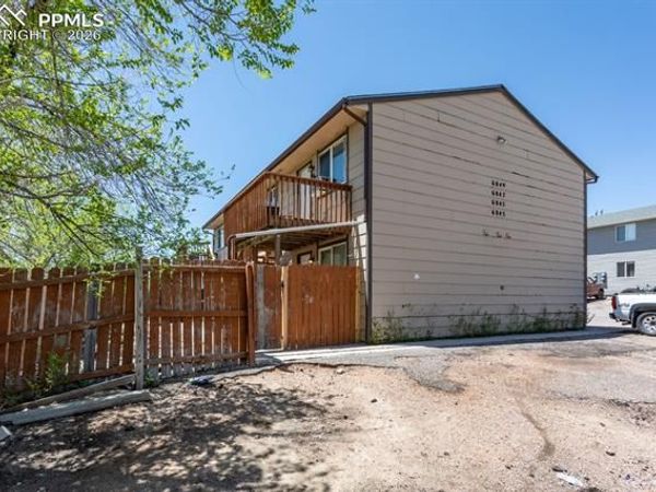 6843 Western Place, Colorado Springs, CO 80915