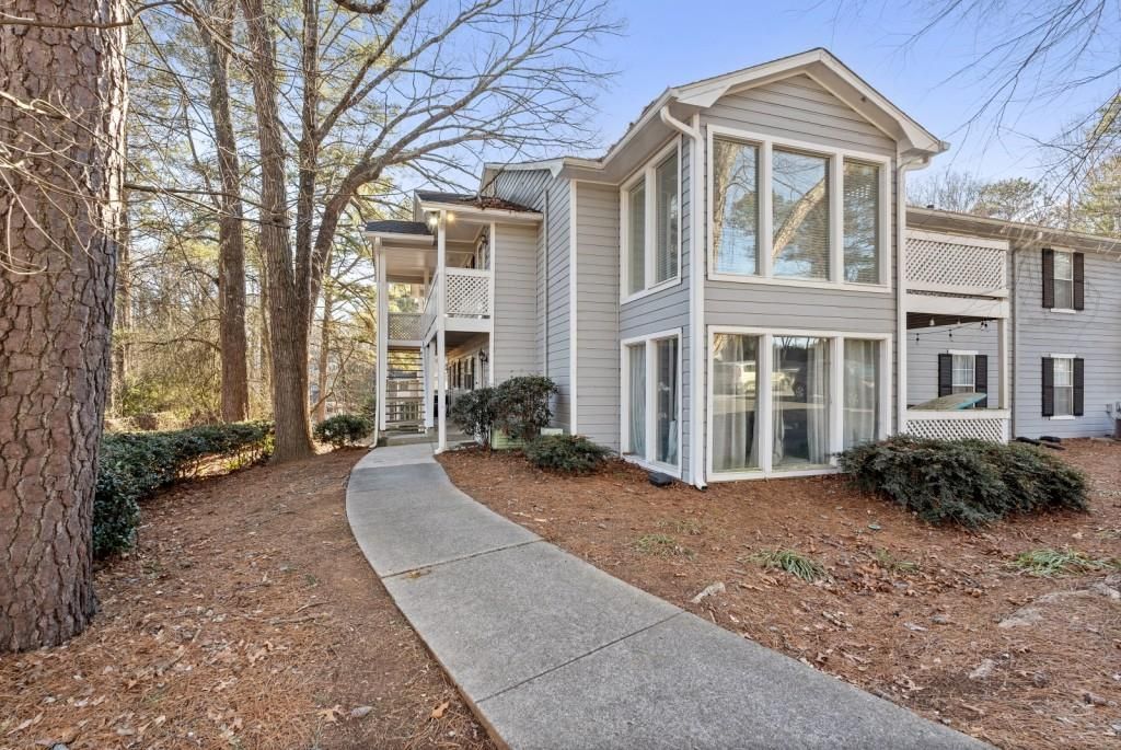 205 Natchez Trace, Sandy Springs, GA 30350 Main Photo