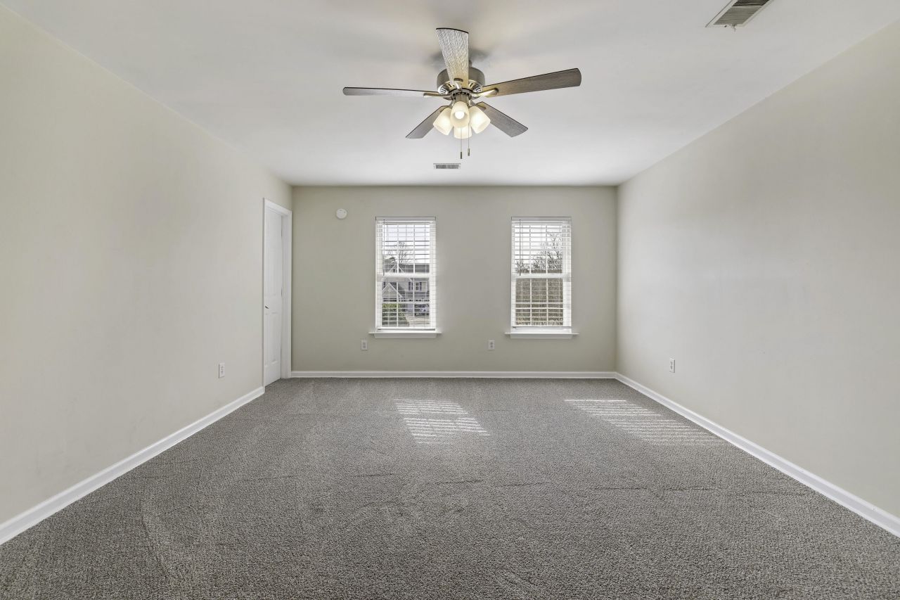 1536 Vantage Point Photo 9