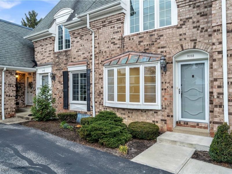 34116 Chagrin Boulevard, Unit 9103, Moreland Hills, OH 44022 Photo 3