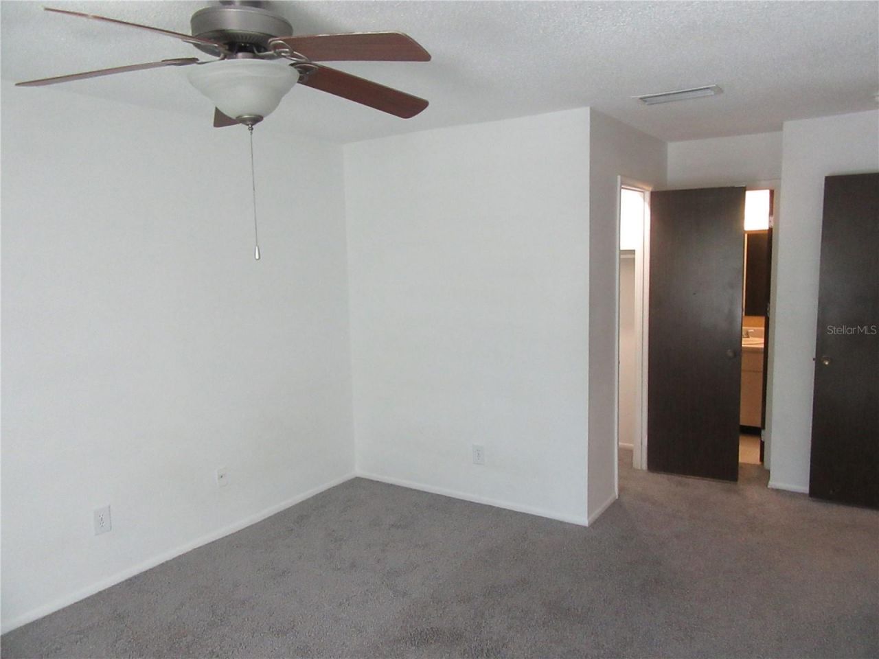 1143 85th Terrace N, Unit C, Saint Petersburg, FL 33702 Photo