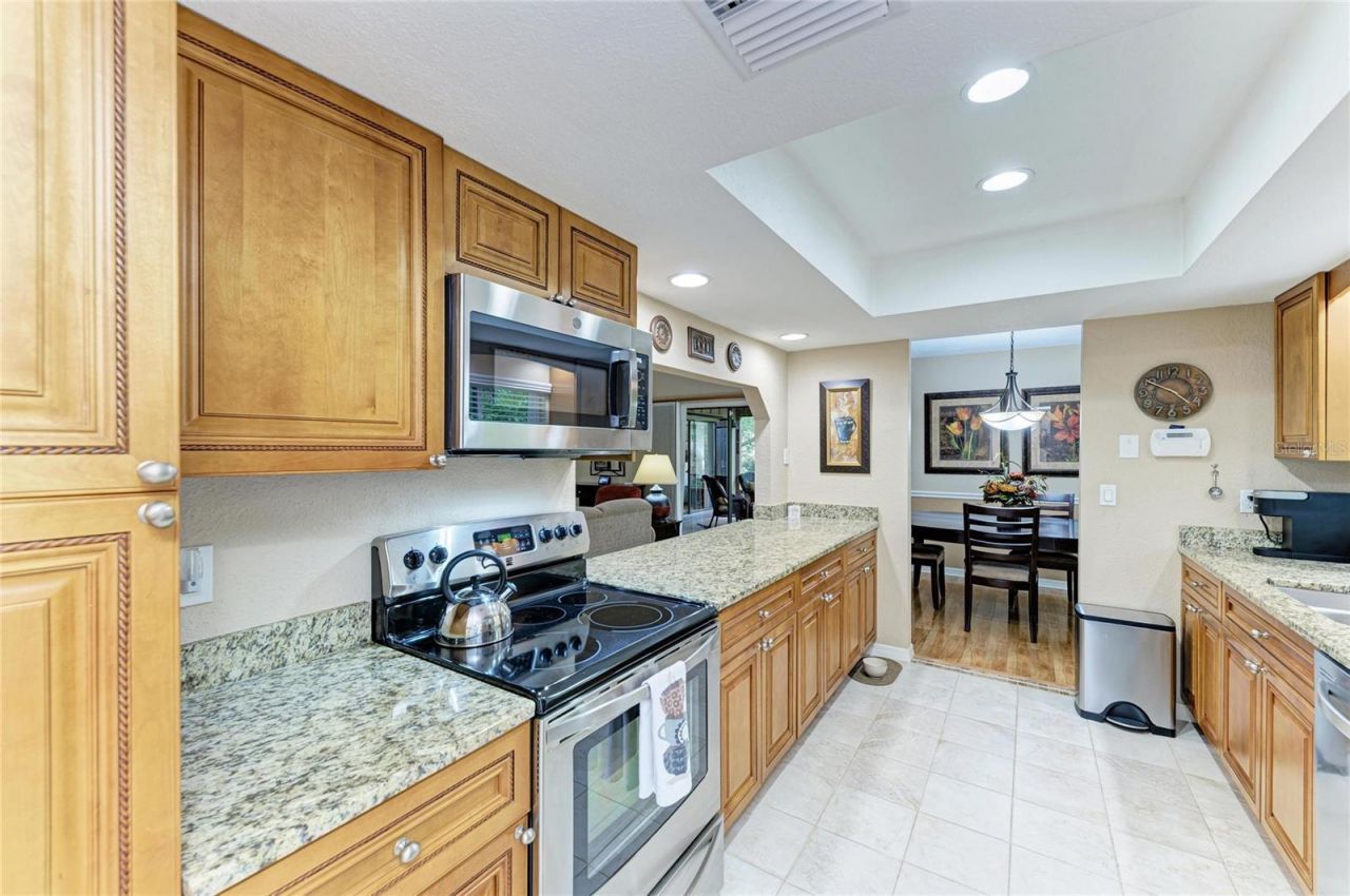 1505 Blue Oak Lane, Bradenton, FL 34209 Photo