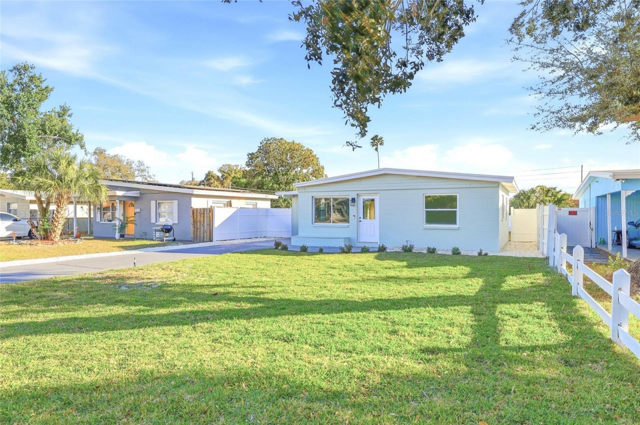 620 53rd Avenue S, Saint Petersburg, FL 33705 Photo