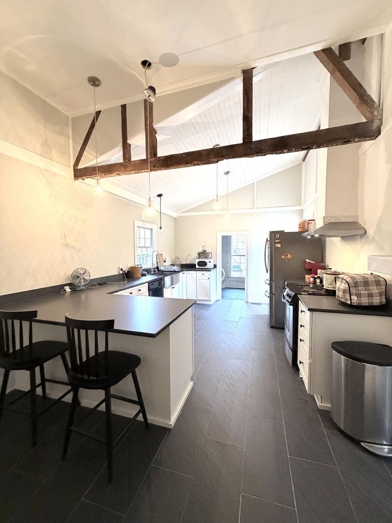 1217 Wichman Street Photo 13