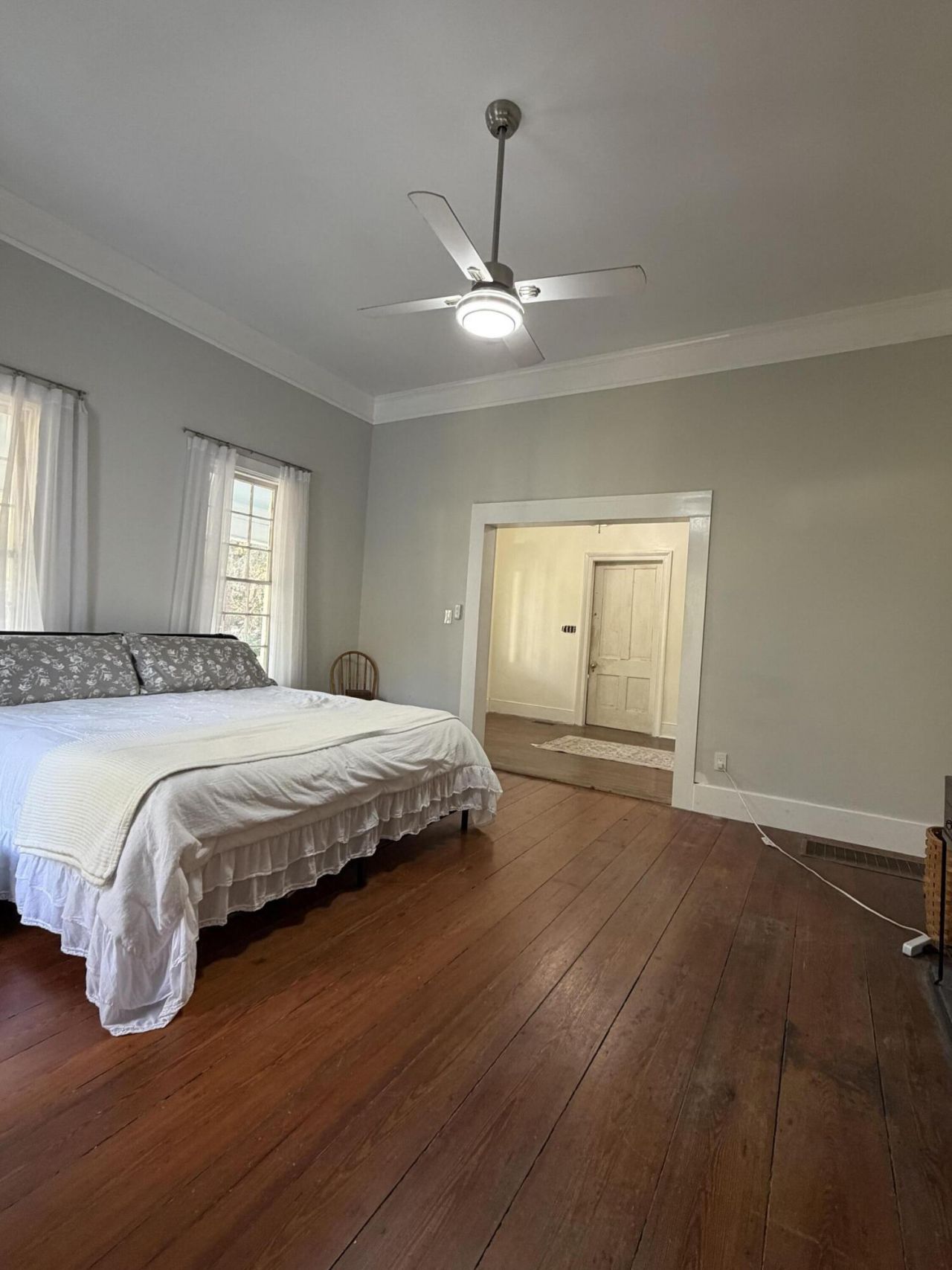 1217 Wichman Street Photo 18