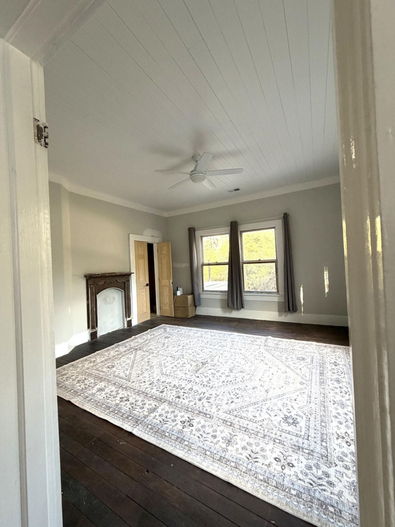 1217 Wichman Street Photo 19