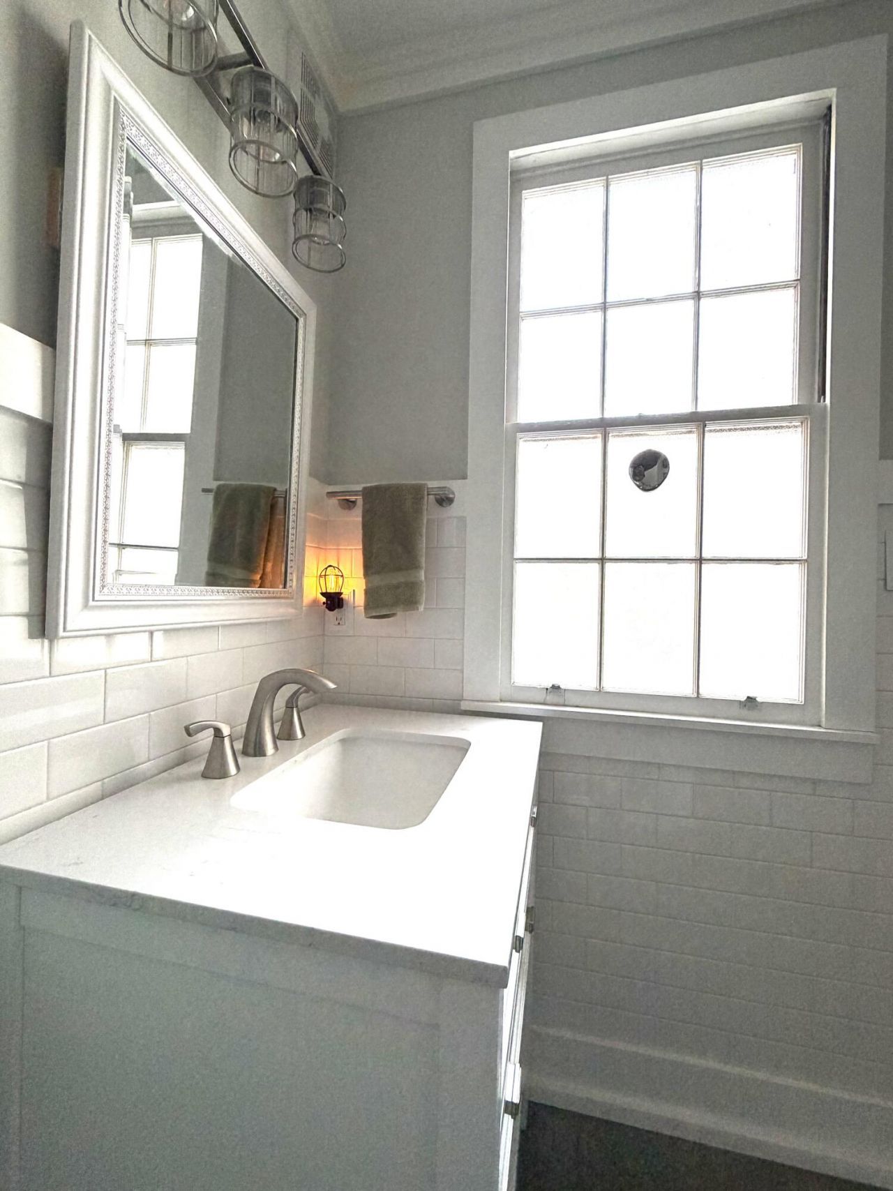 1217 Wichman Street Photo 21