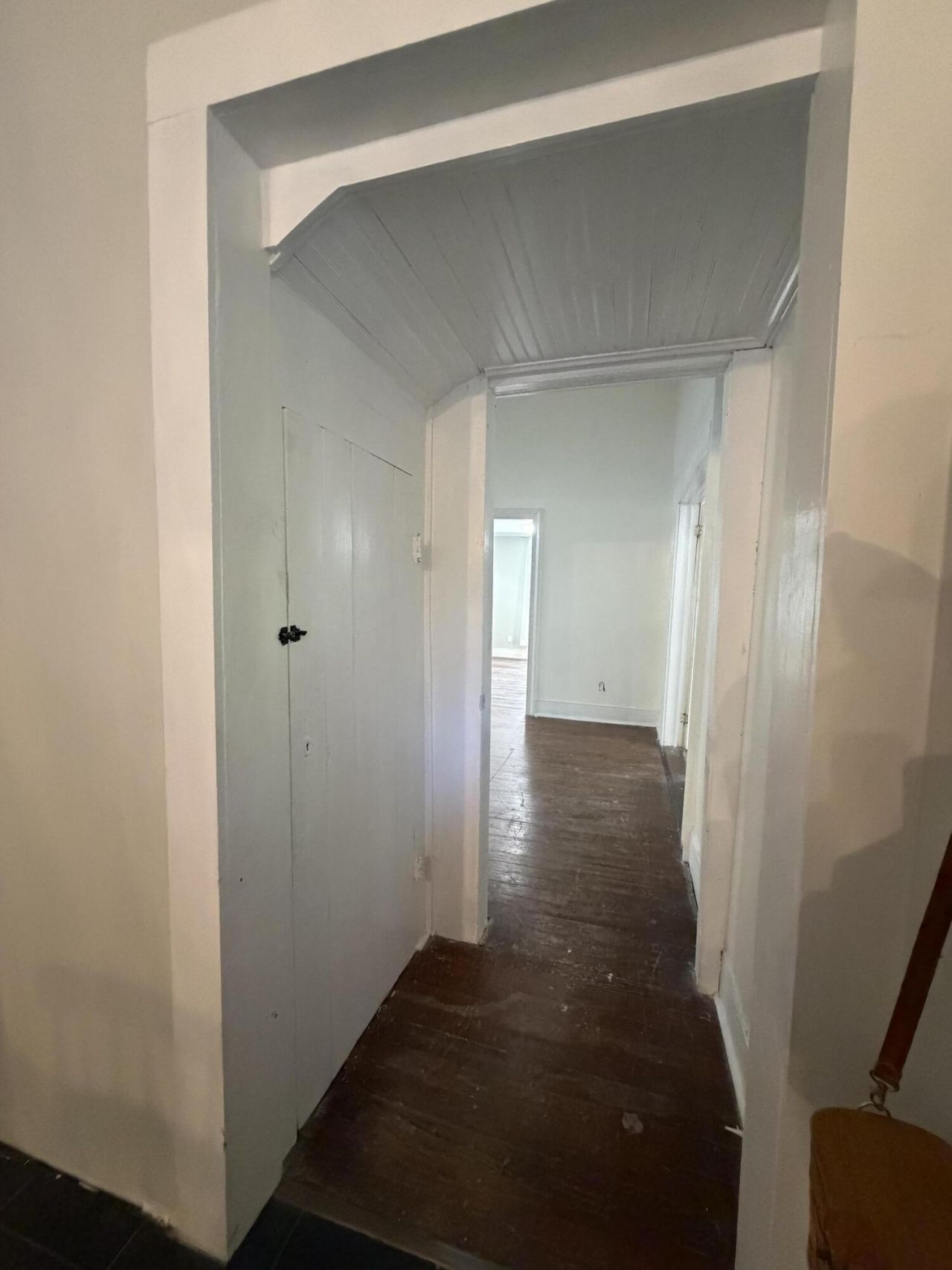 1217 Wichman Street Photo 24