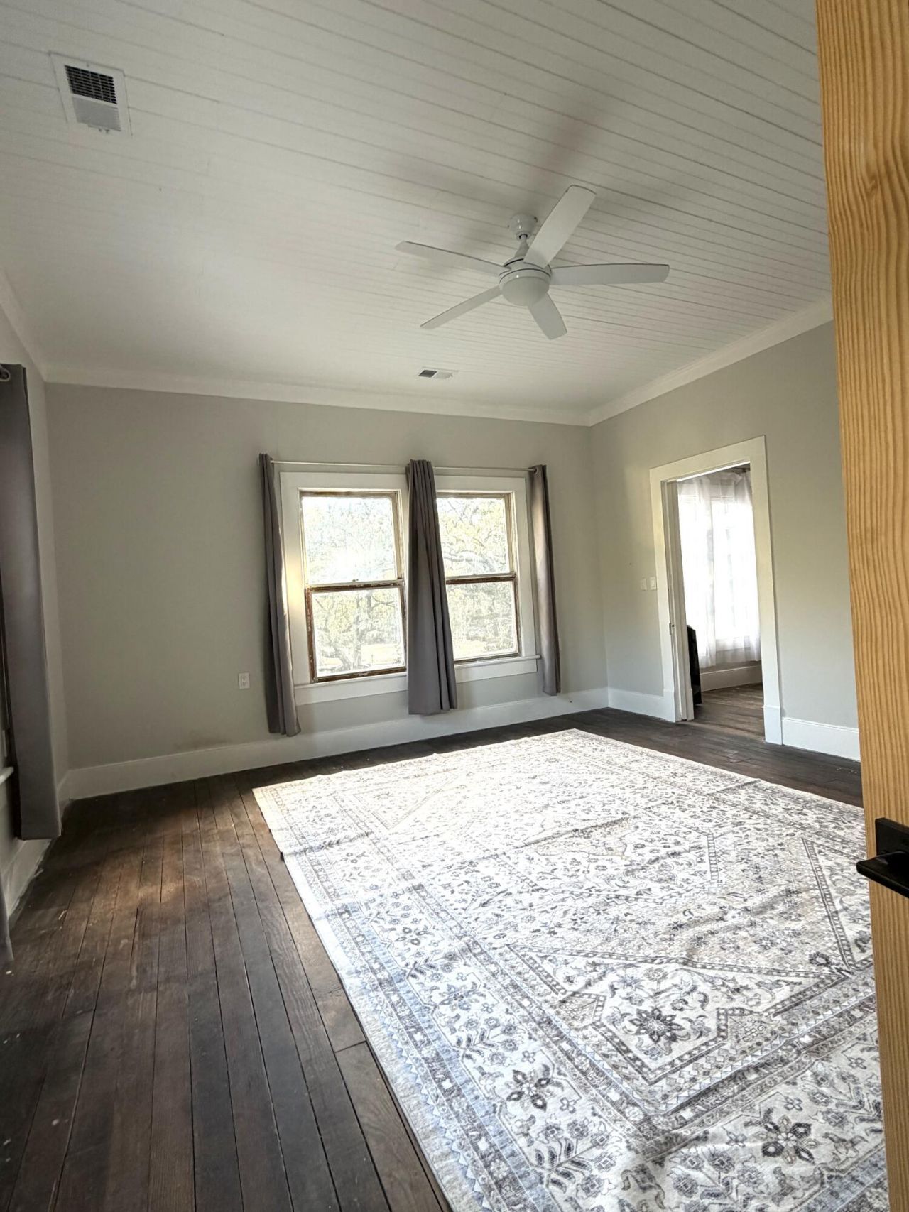 1217 Wichman Street Photo 26