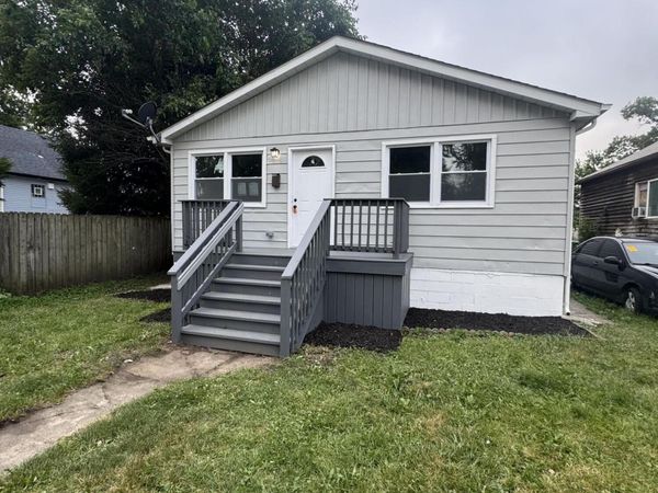 2714 Floyd Street, Lake Station, IN 46405