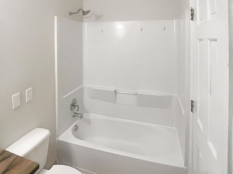 456 Saint Thomas Drive, Westerville, OH 43081 Photo 17