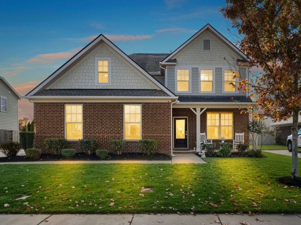 4909 Kingdom Dr, Murfreesboro, TN 37128