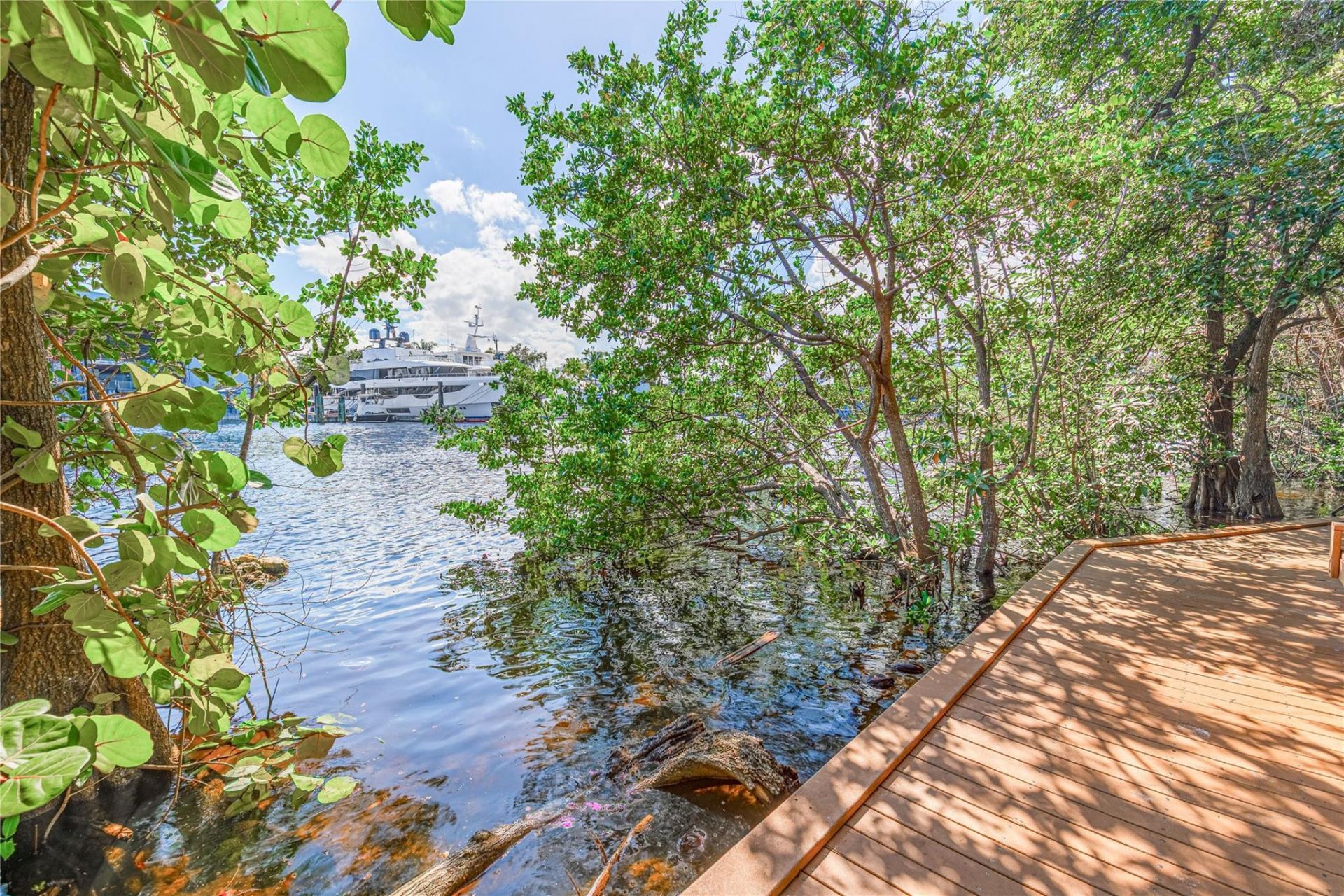 1317 SW 18th Avenue, Fort Lauderdale, FL 33312 Photo