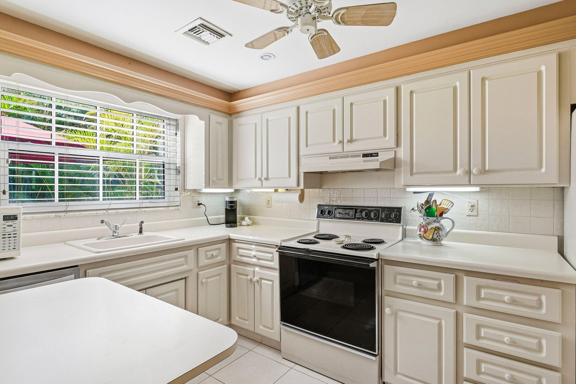 6590 N Ocean Boulevard, Unit 5, Ocean Ridge, FL 33435 Photo