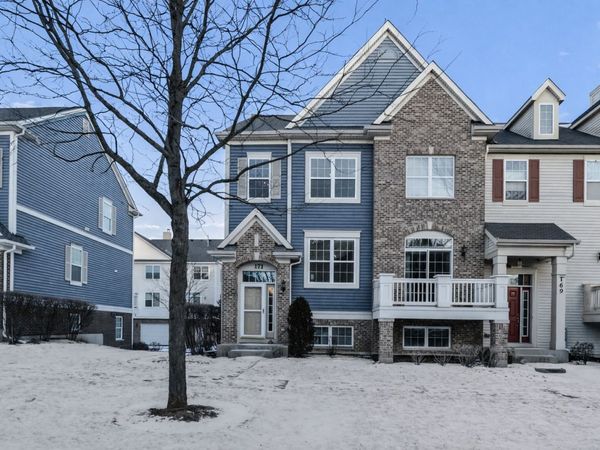 171 Shaftesbury Street, Unit 171, Carol Stream, IL 60188