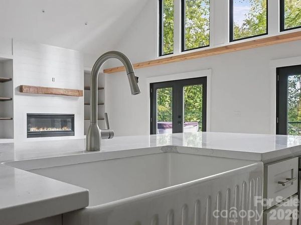 384 Cascada Vista Drive , Chimney Rock, NC 28720