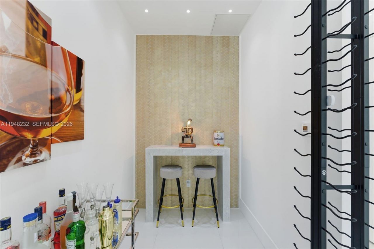 10005 SW 66th St, Miami, FL 33173 Photo