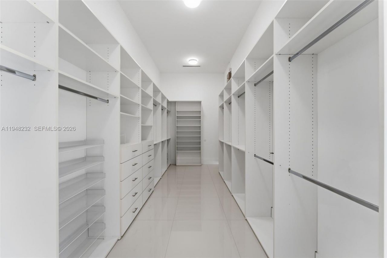 10005 SW 66th St, Miami, FL 33173 Photo